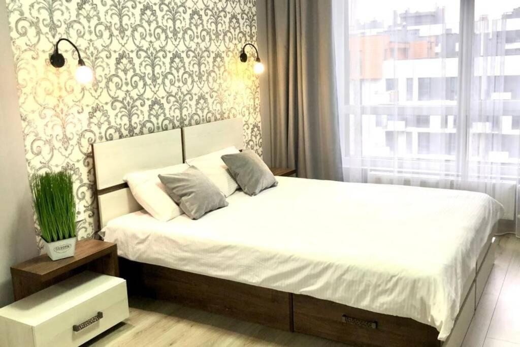 Новобудова Місто Трав, Р-Н Вікторії Гарденс Apartamento Lviv Exterior foto